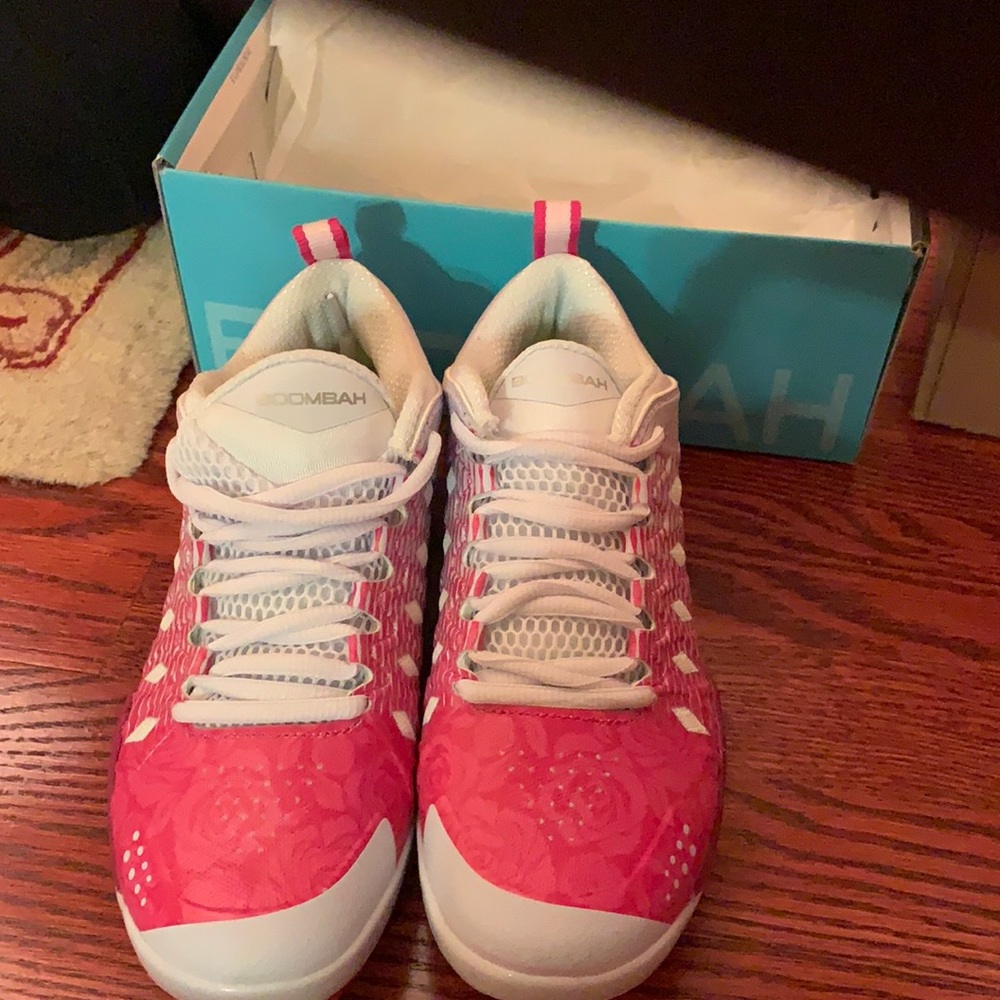 Boombah Women’s size 6 Cleats